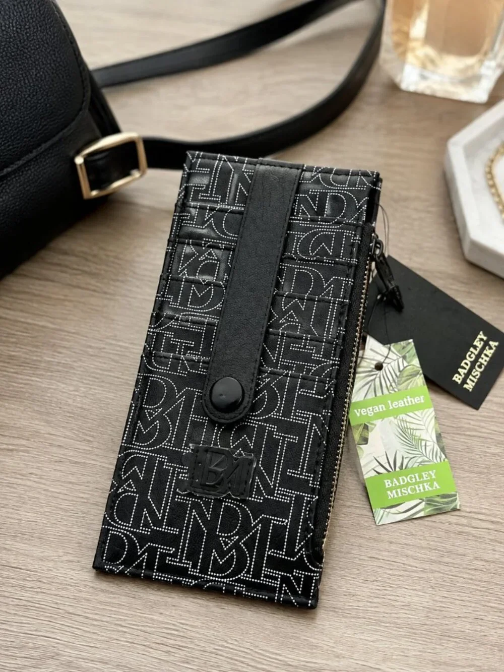 Badgley Mischka Black Monogram Vegan Leather Card Holder Wallet NWT